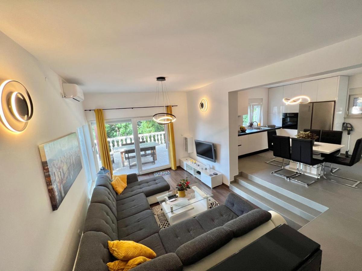 Apartman Barbara ซริกเวนิซา ภายนอก รูปภาพ