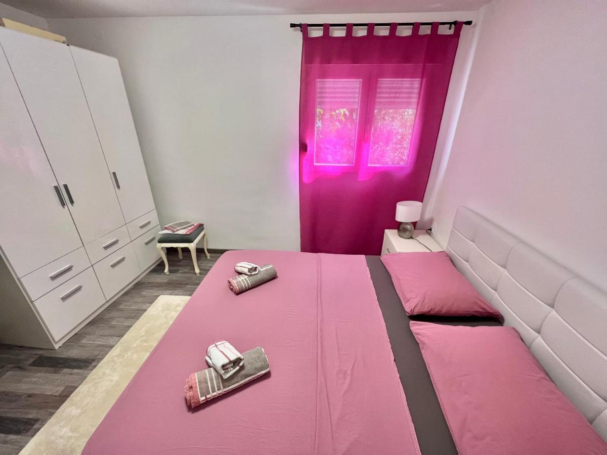 Apartman Barbara ซริกเวนิซา ภายนอก รูปภาพ